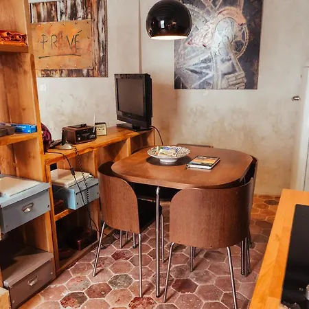 Studio Ecologique Amiral Roussin Apartman *